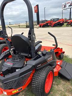 Kubota Z252 Zero Turn Mower
