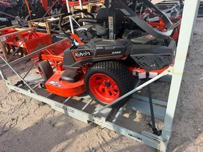 Kubota Z252 Zero Turn Mower