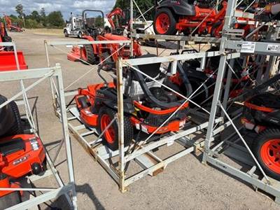 Kubota Z412 Zero Turn Mower