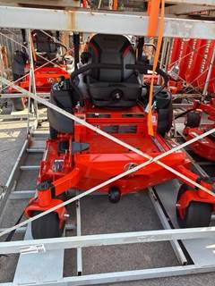 Kubota Z412 Zero Turn Mower