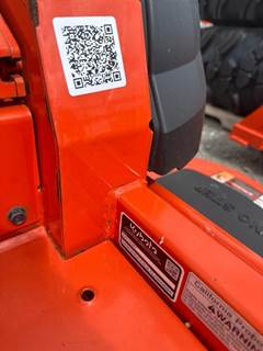Kubota Z421 Zero Turn Mower