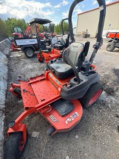 Kubota Z422 Zero Turn Mower