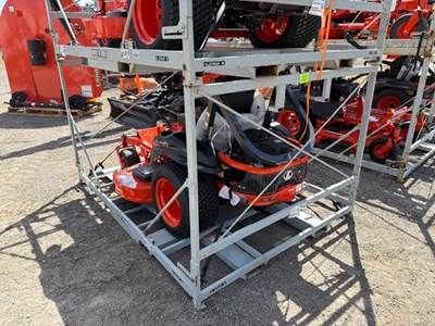 Kubota Z422 Zero Turn Mower