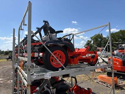 Kubota Z422 Zero Turn Mower