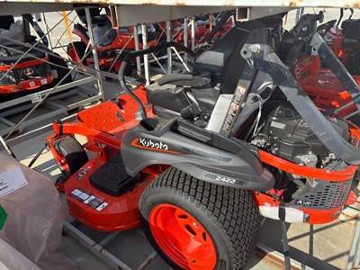 Kubota Z422 Zero Turn Mower