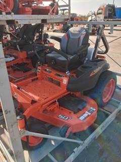 Kubota Z422 Zero Turn Mower