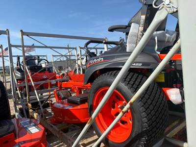 Kubota Z422 Zero Turn Mower