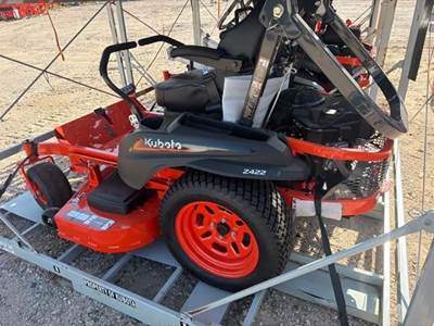 Kubota Z422 Zero Turn Mower