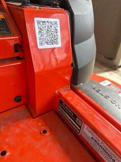 Kubota Z422 Zero Turn Mower