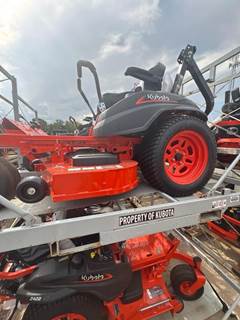 Kubota Z422 Zero Turn Mower