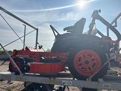 Kubota Z452KWI-54 Zero Turn Mower