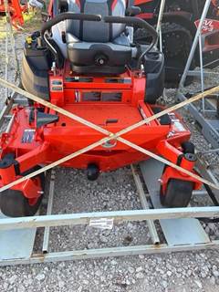Kubota Z452KWI-54 Zero Turn Mower