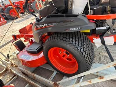 Kubota Z452KWTI-60 Zero Turn Mower