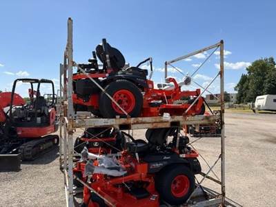 Kubota Z726X Zero Turn Mower