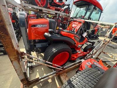 Kubota ZD1211 Zero Turn Mower