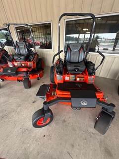 Kubota ZD1211 Zero Turn Mower