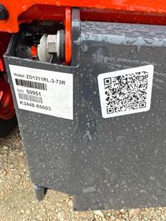 Kubota ZD1211L Zero Turn Mower
