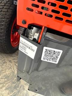 Kubota ZD1211L Zero Turn Mower