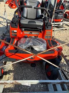 Kubota ZG227 Zero Turn Mower