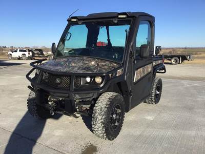John Deere GATOR XUV 835M Utility Vehicle