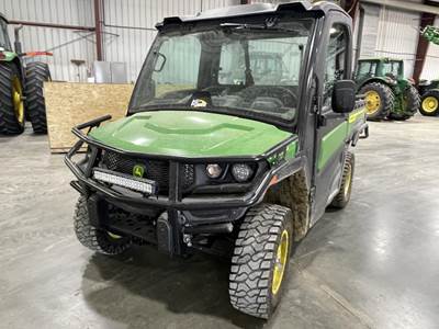 John Deere GATOR XUV 845M Utility Vehicle