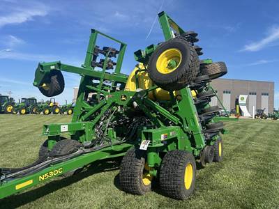 John Deere N530C Seeder