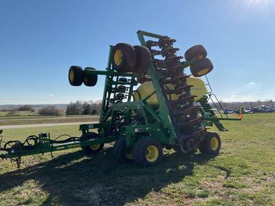 John Deere N540C Seeder