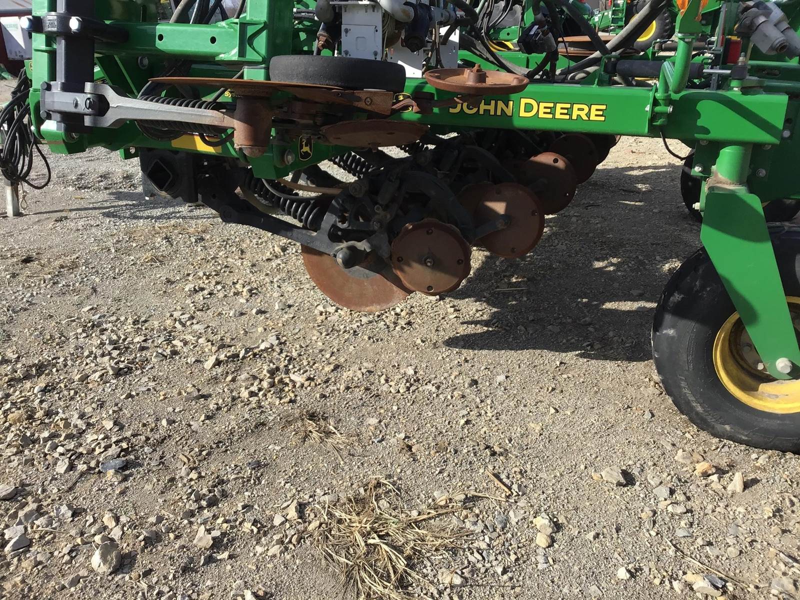 2015 John Deere 2510H Anhydrous Fertilizer Applicator For Sale