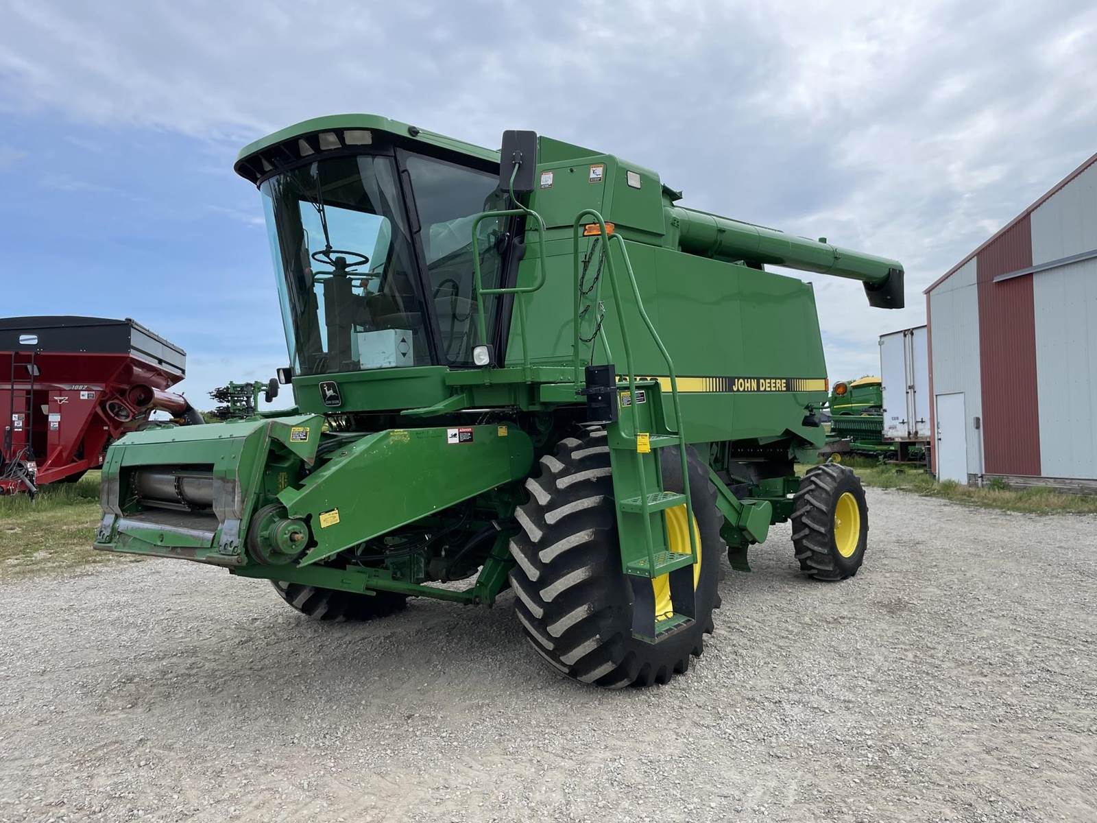 1995 John Deere 9400 Combine For Sale, 4,938 Hours Stanberry, MO