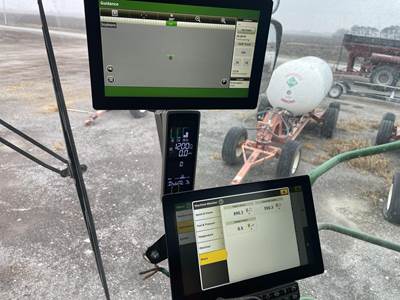 John Deere S780 Combine