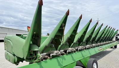 John Deere 612C Corn Head