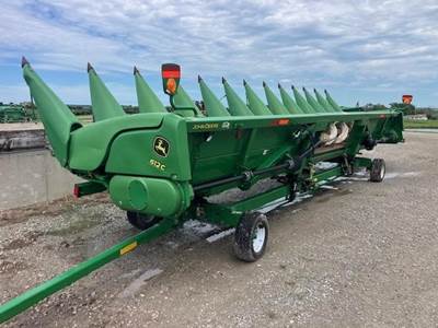 John Deere 612C Corn Head
