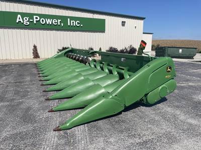John Deere 612C Corn Head