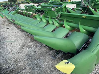 John Deere C12F Corn Head