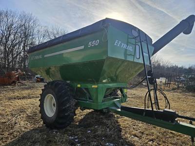 E-Z Trail 550 Grain Cart
