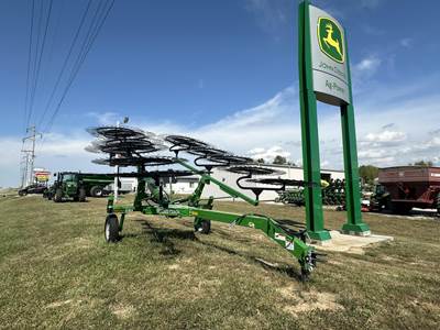 Frontier WR3112 Hay Rake