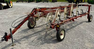 H&S HC4112 Hay Rake