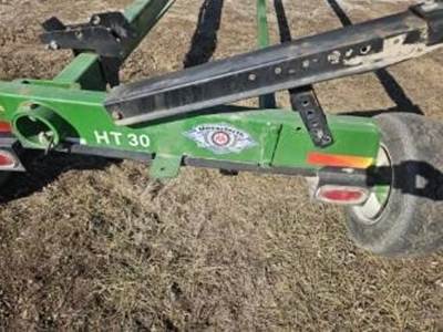 Unverferth HT30 Header Trailer