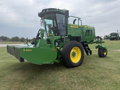 John Deere W200M Mower Conditioner