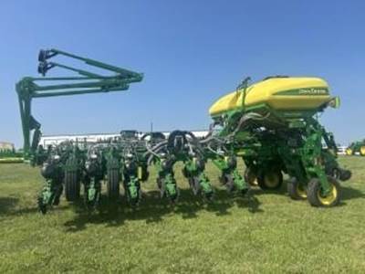 John Deere 1775NT Planter / Row Unit