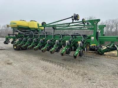 John Deere DB60 Planter / Row Unit