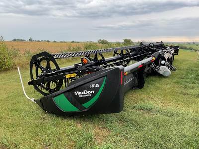 MacDon FD145 Platform