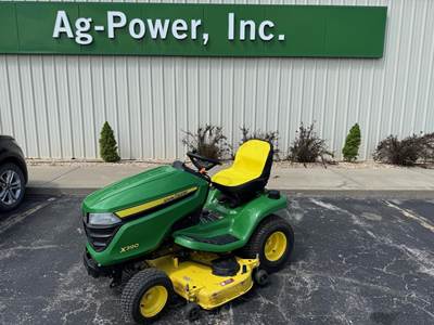 John Deere X390 Riding Lawn Mower