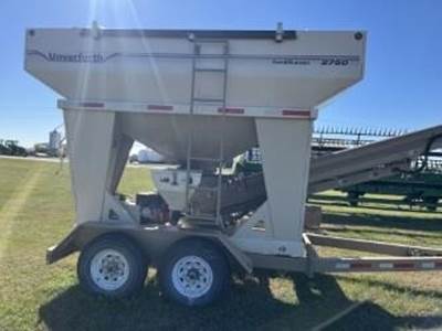 Unverferth 2750 Seed Tender