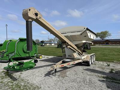 Unverferth 3755XL Seed Tender