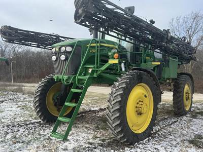John Deere 4730 Self-Propelled Sprayer