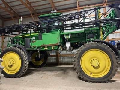 John Deere 4730 Self-Propelled Sprayer