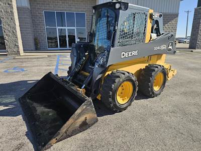 John Deere 324G Track Skid Steer