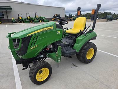 John Deere 1023E Tractor