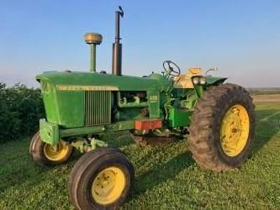 John Deere 4010 Tractor